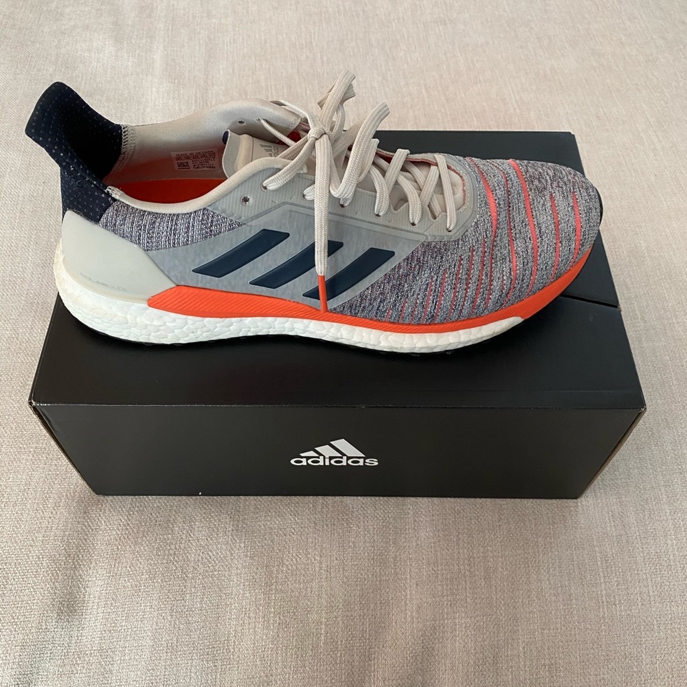 EUC ADIDAS Solar Glide Running -men’s size 10.5